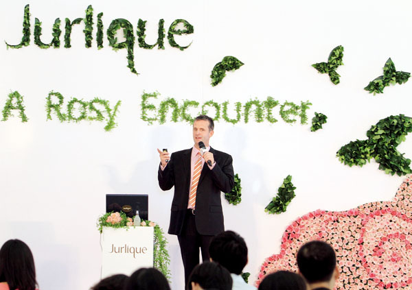 Jurlique邀你与玫瑰进行一场浪漫邂逅